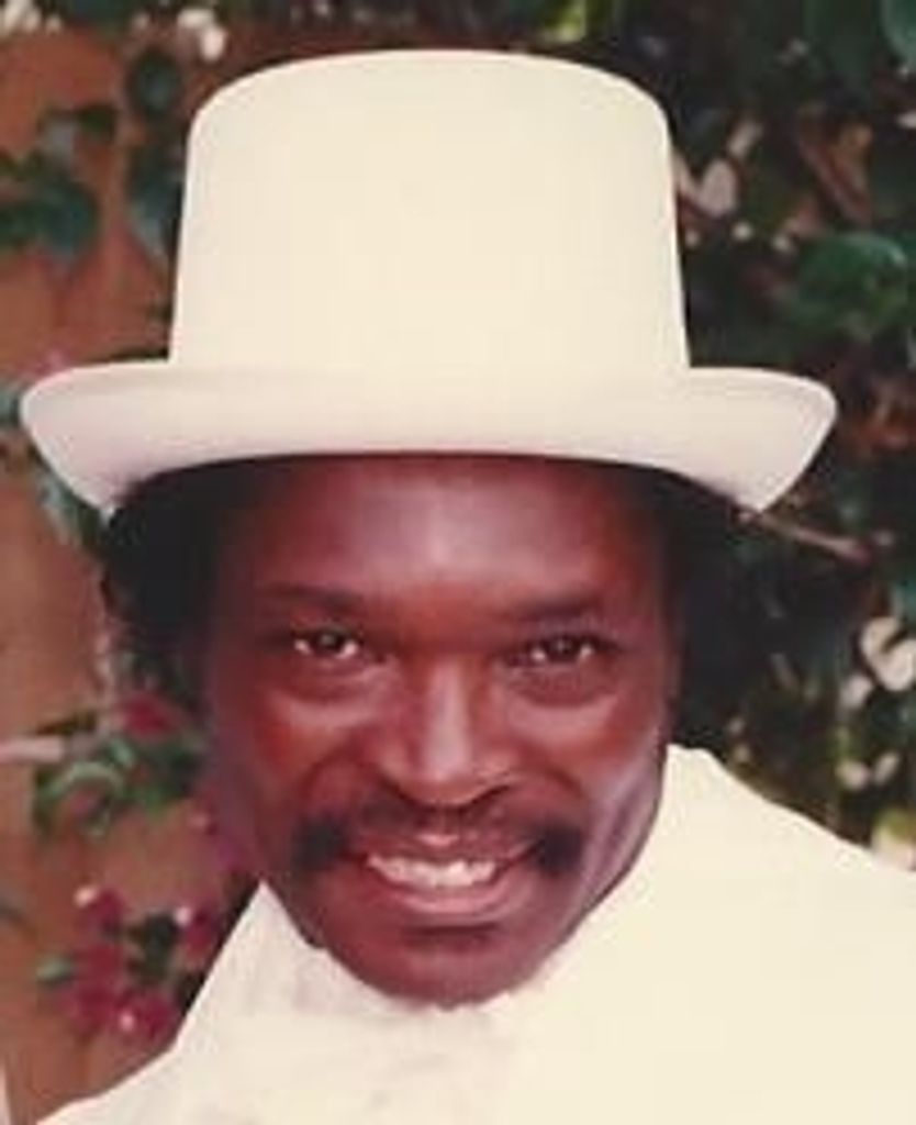 Mr Oscar Andrews