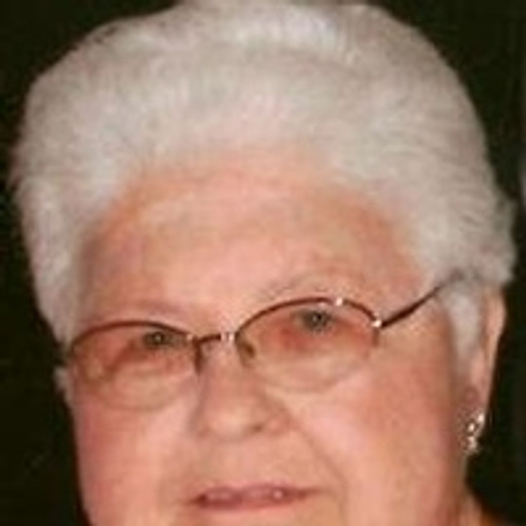 Thelma J Vahlkamp