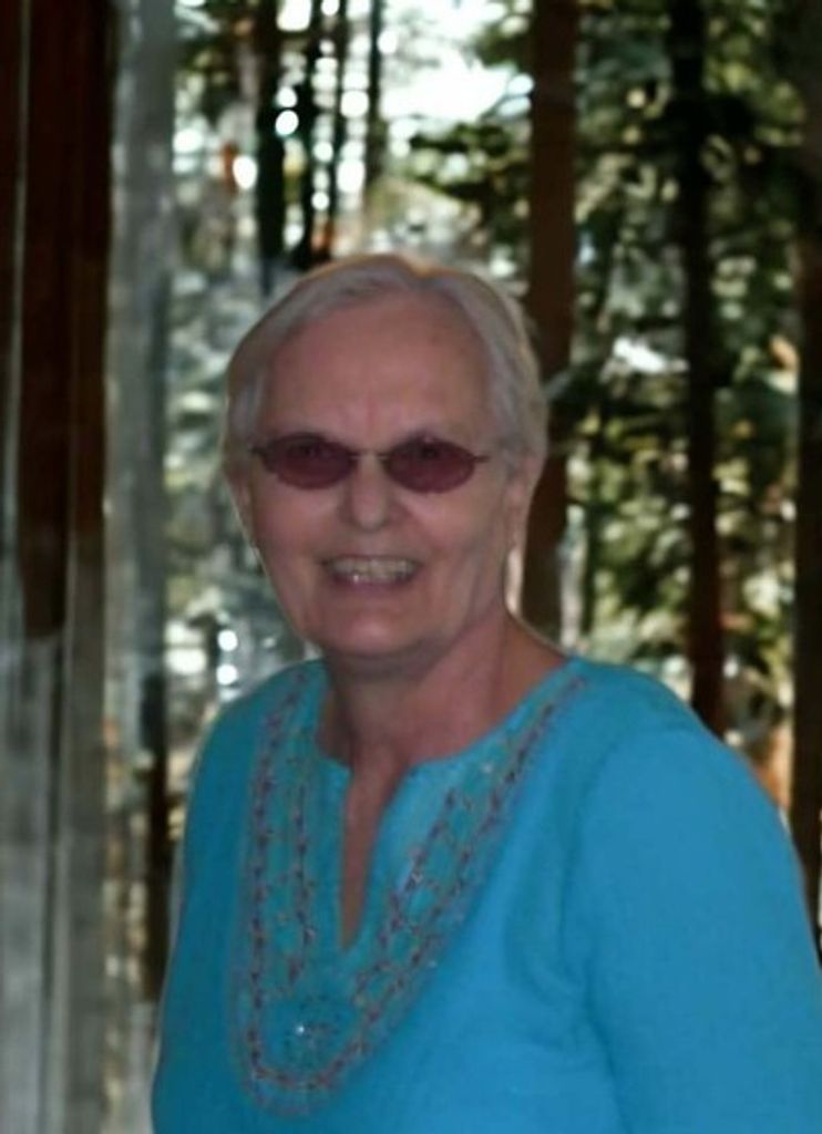 Carolyn Chapman Profile Photo