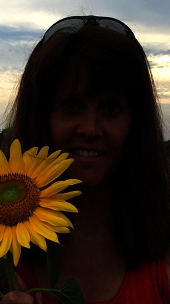 Lisa P Hennessey Profile Photo