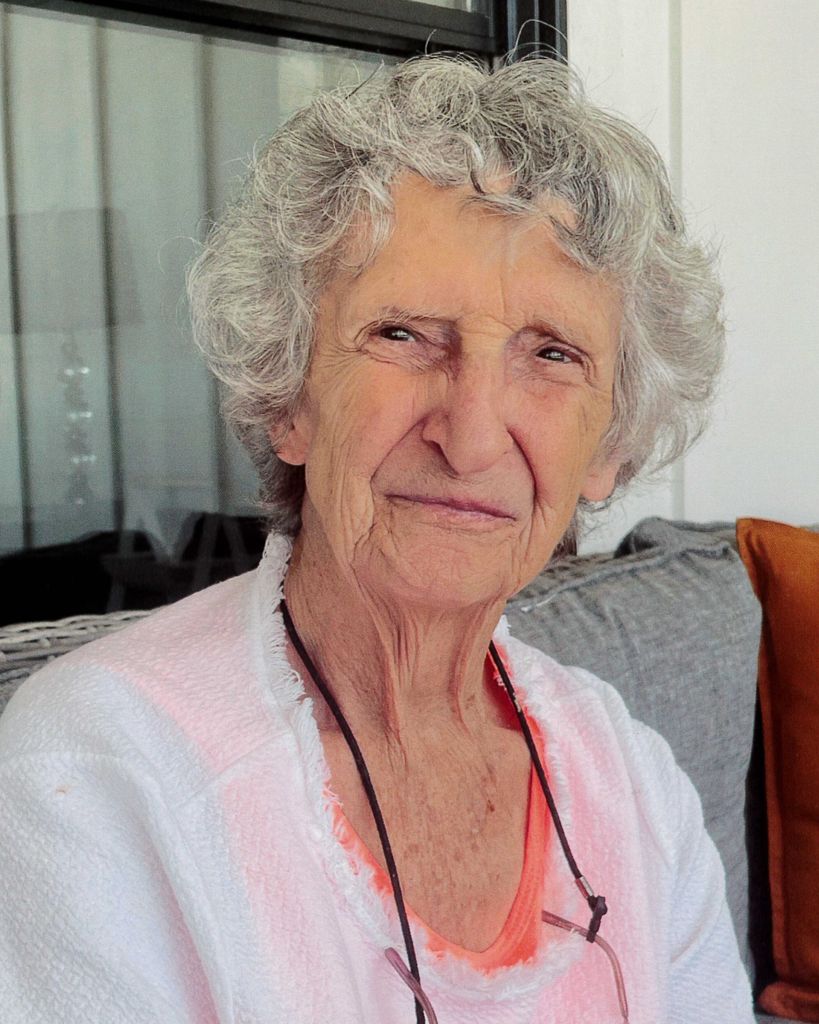 Dellarine "Della" Canada Profile Photo