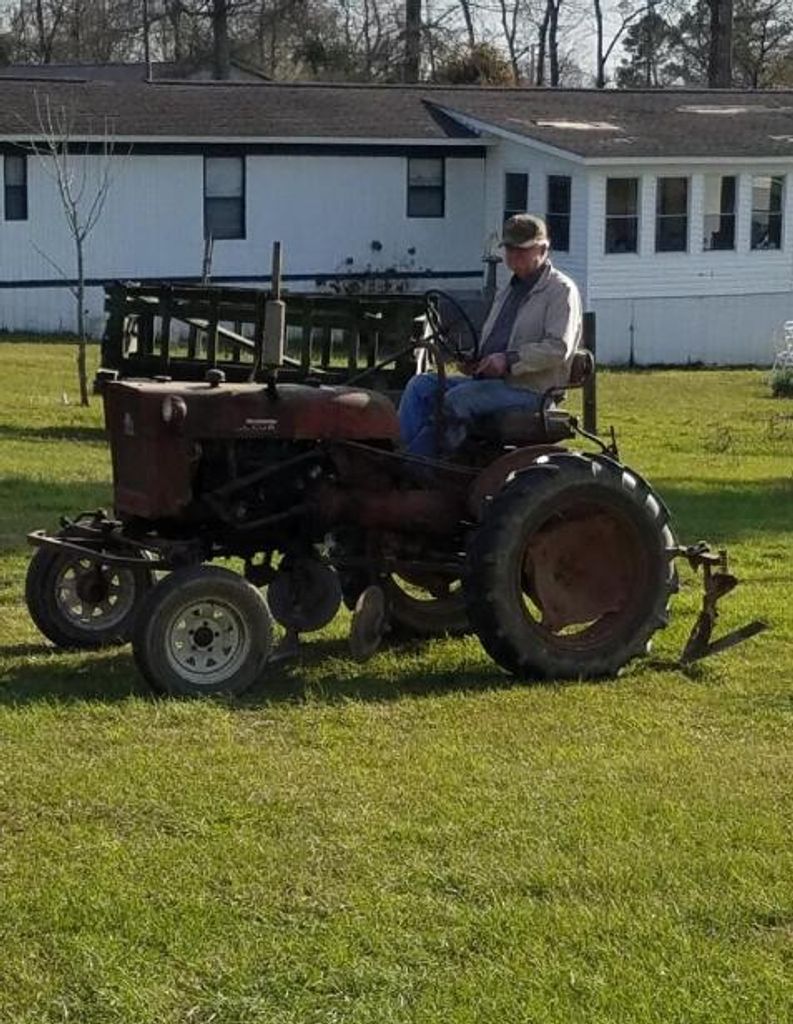 Billy W Hughes Profile Photo