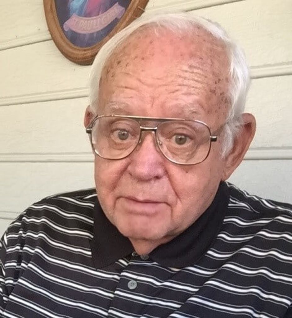 Tom  R. Simms