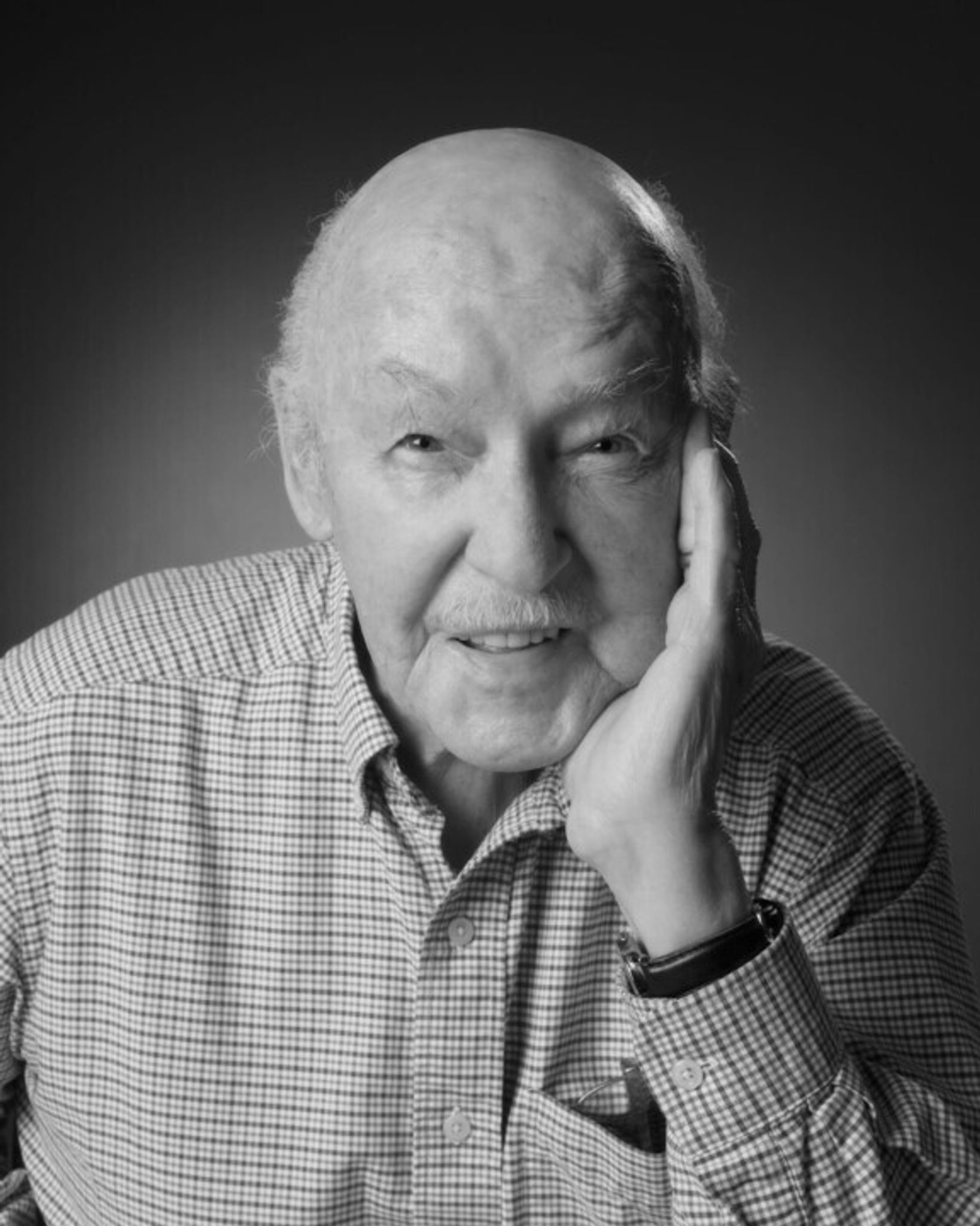 Robert "Bob" Bradford, CM photo gallery image 1 of 1