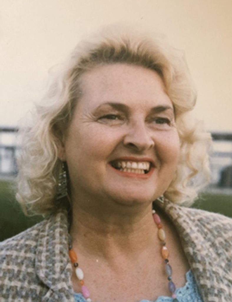 Elizabeth Apter