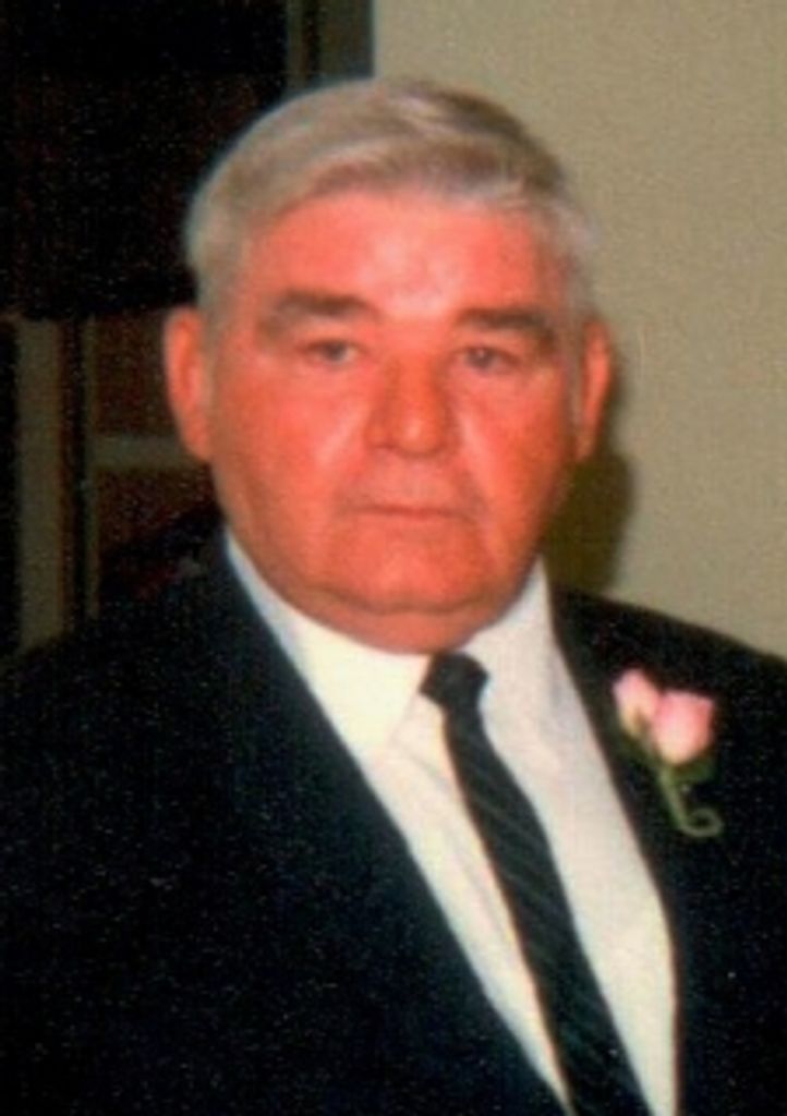 Oliver  "Hugger" Nieman  Jr.
