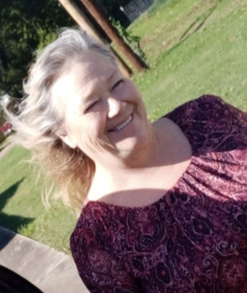 Eva Junell Frazier Profile Photo