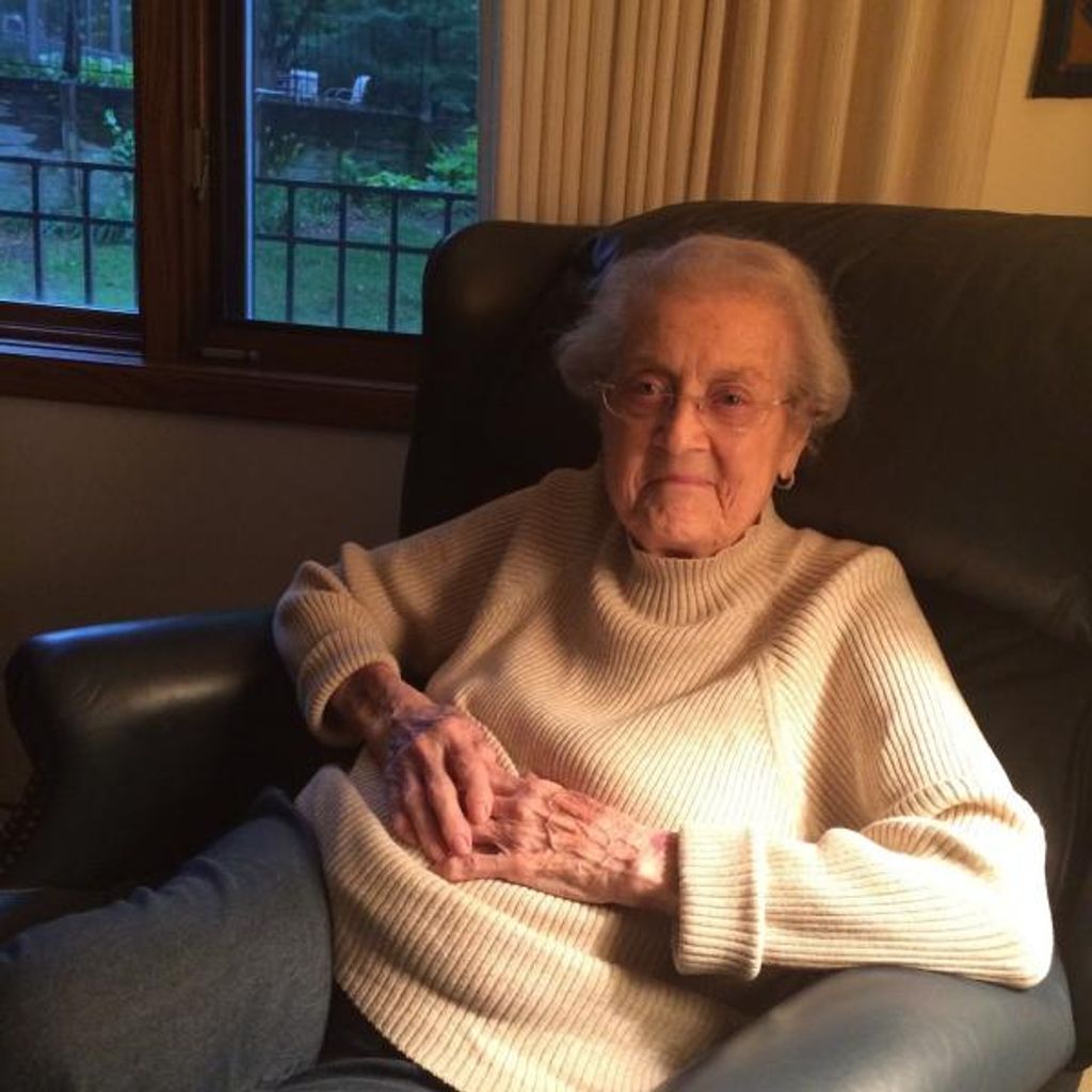 Betty Lavan Clayton