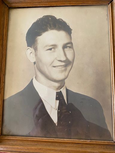 Jim Tom Hall photo gallery thumbnail 194 of 221