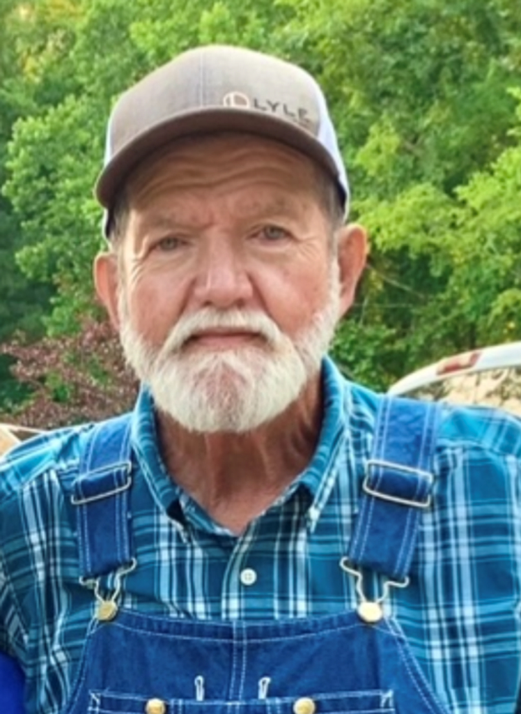 Robert "Ricky" Eric McQueen Sr.