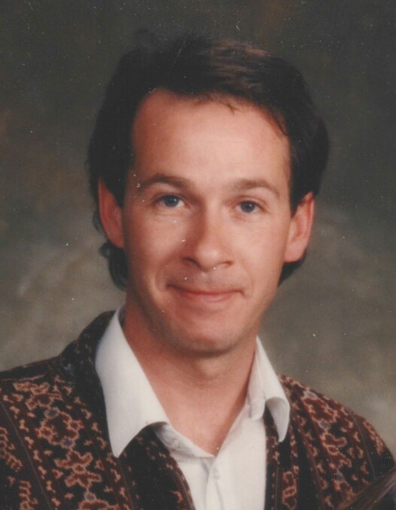 Robert Daniel Muir Profile Photo