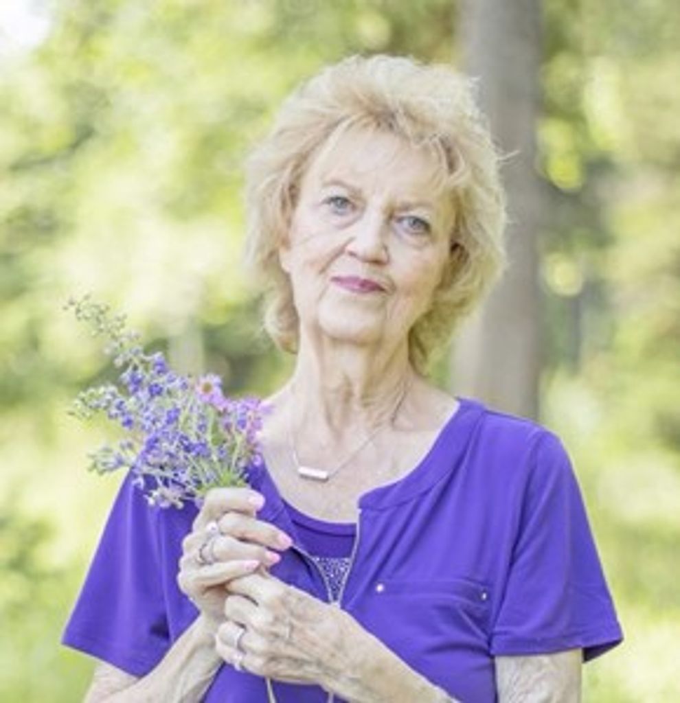 Carolyn L. Solomon