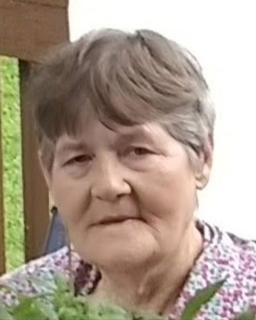 Carolyn Newhouse Profile Photo