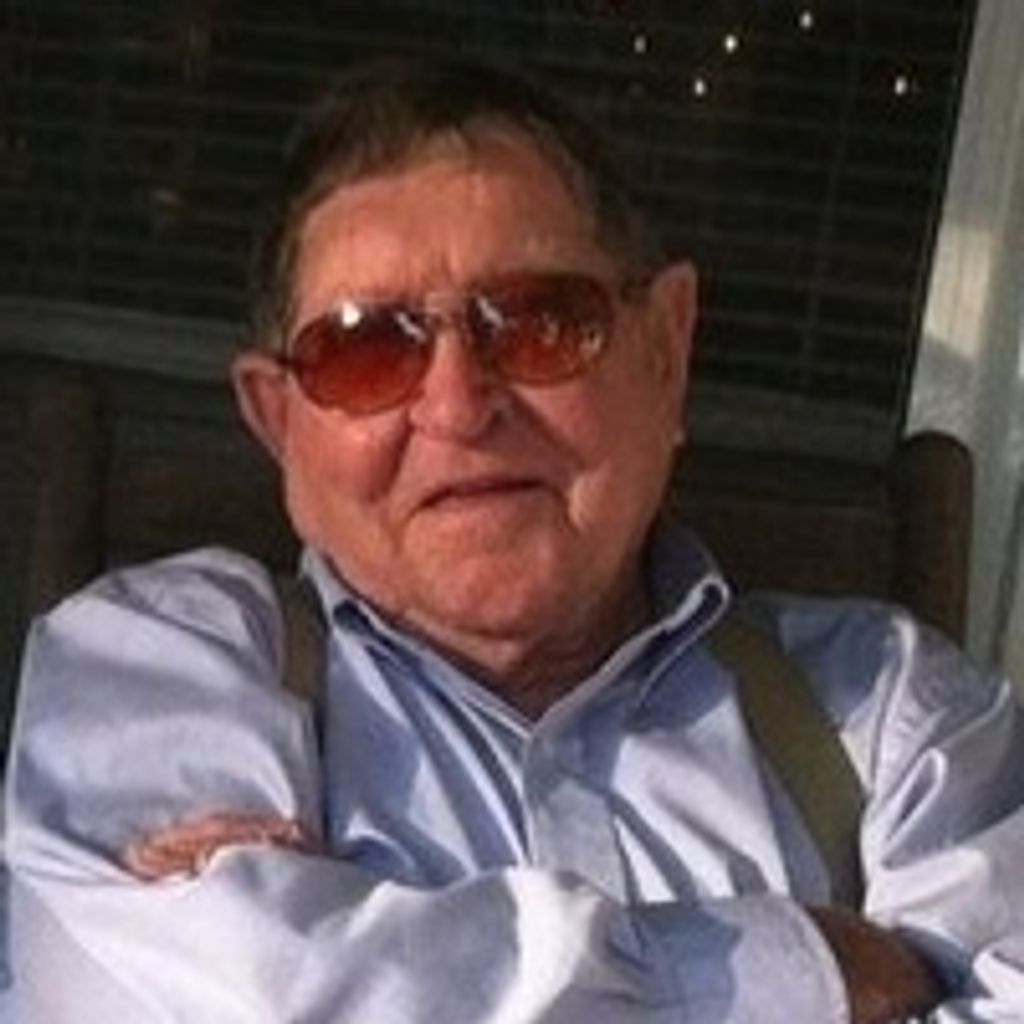 William Earl "W.E." Giddens