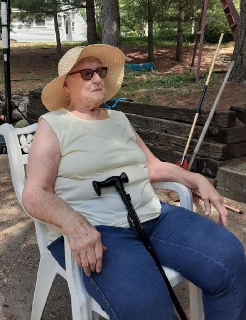 Virgilene L. (Moore)  Saunders