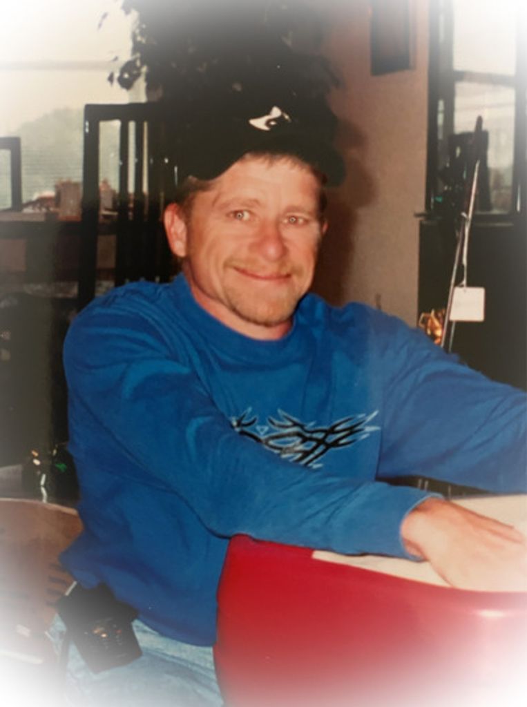Mitchell Duane Russell Profile Photo