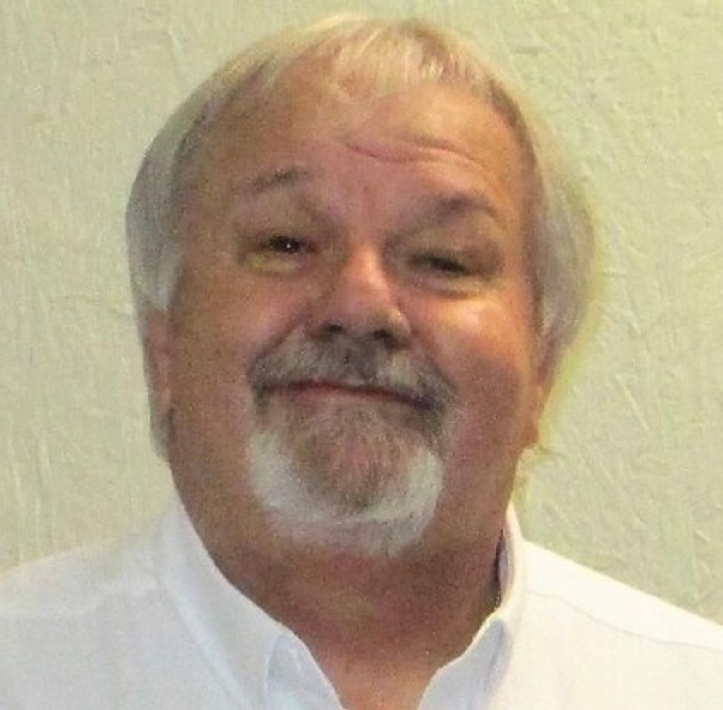 Michael Wayne Smith Profile Photo