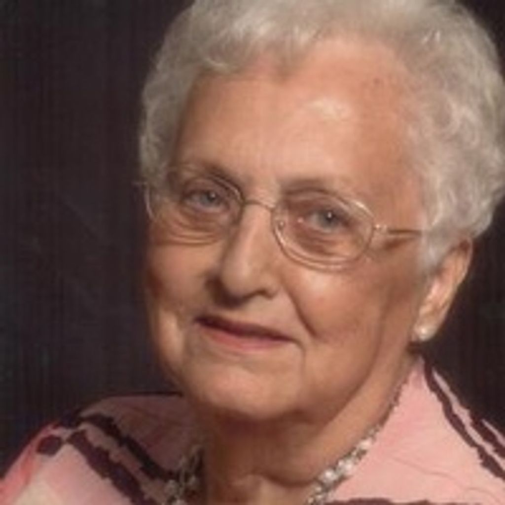Evelyn Joan Hebert Luquette