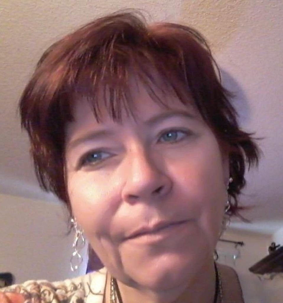 Michelle "Shelley" Walls