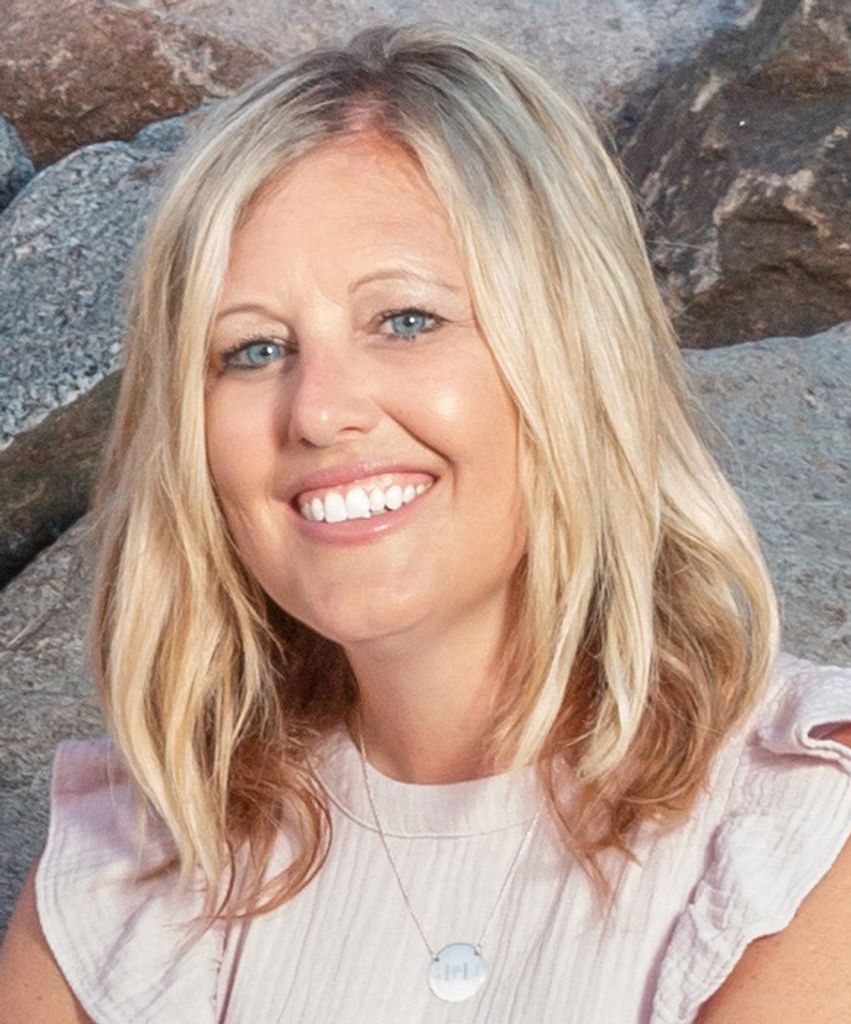 Kari Jo (Ulmer)  Lozenski Profile Photo