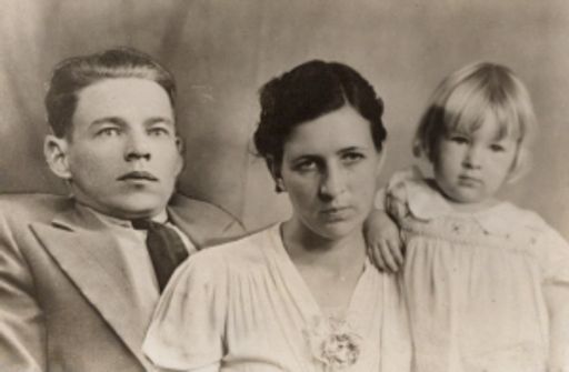 Kathleen "Mildred" Hess photo gallery thumbnail 21 of 86