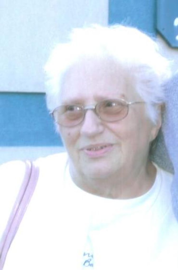 Roseanne L (Casoli)  Wyman