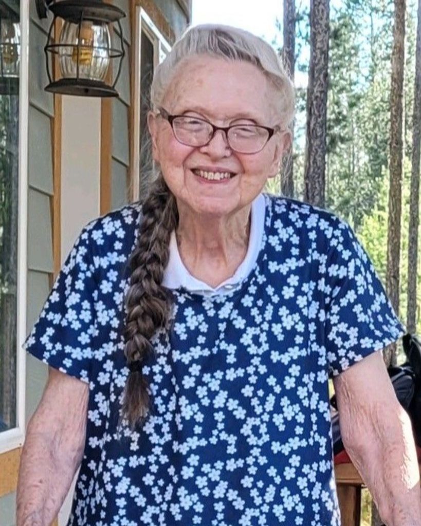 Mary Jo Hoppe