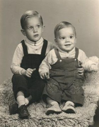Ronald "Ron" Dean Terrell photo gallery thumbnail 9 of 152
