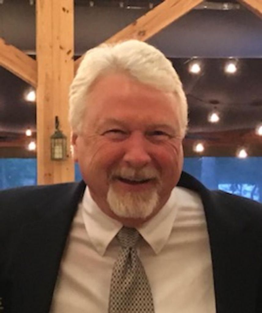 Anthony Lane Dean Profile Photo