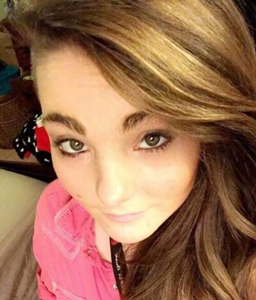 Destinee Rae Zens Profile Photo