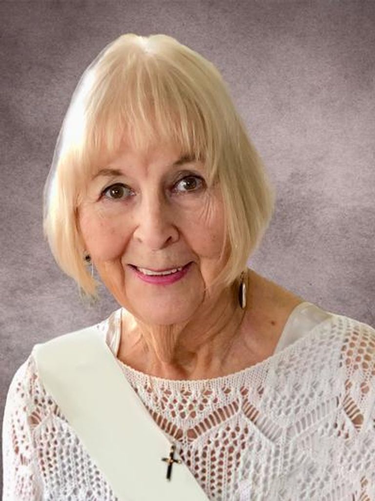 Donna Marsland Profile Photo