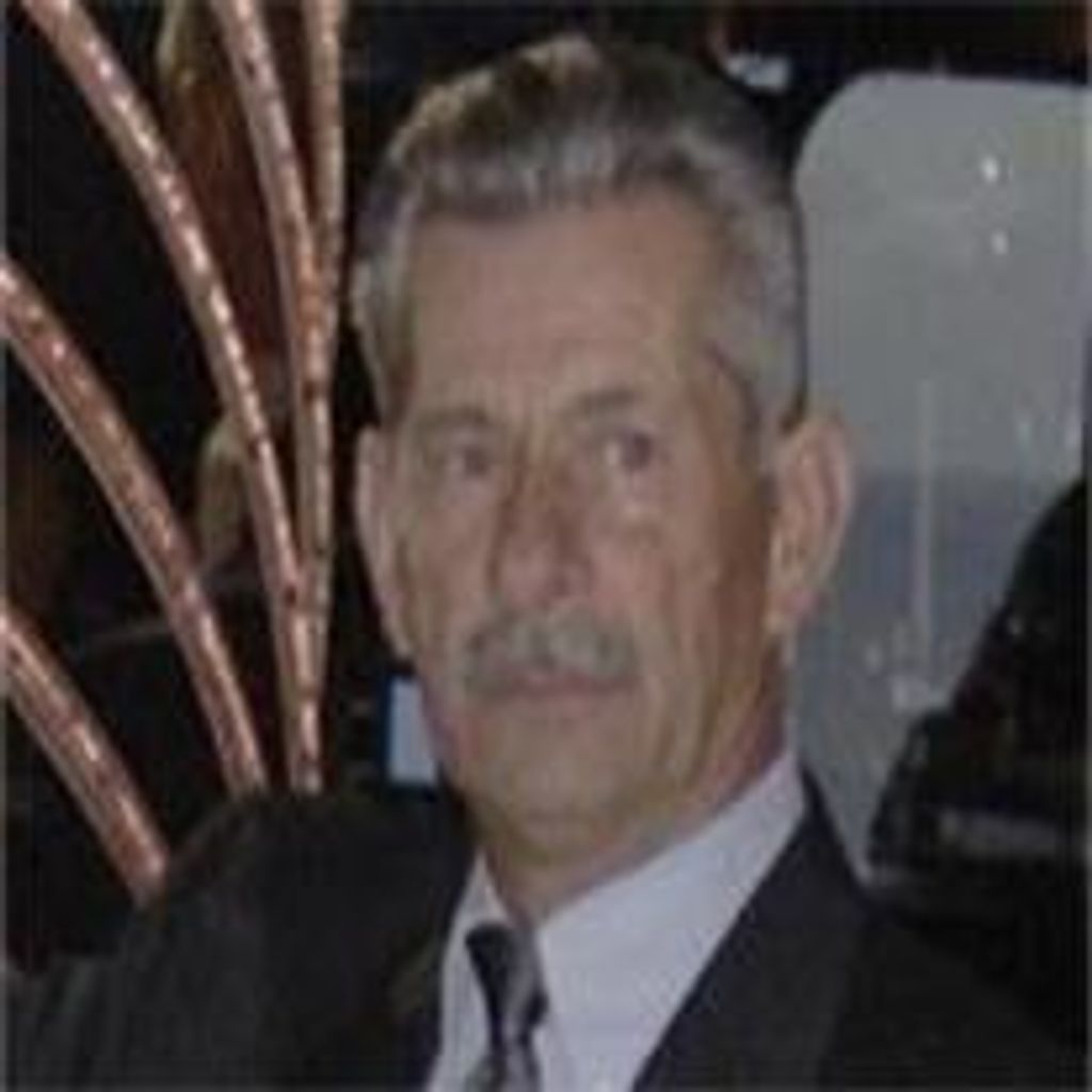 Roger  Lee Bell