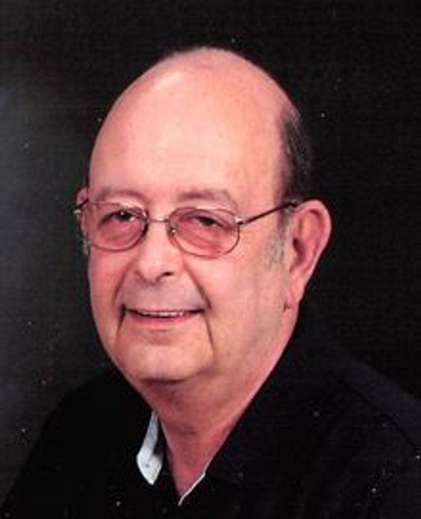Ronald Vickers Profile Photo