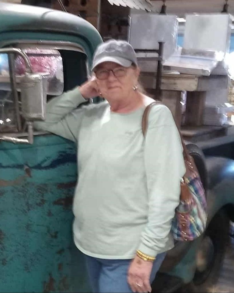Debra Frizzell Leonard