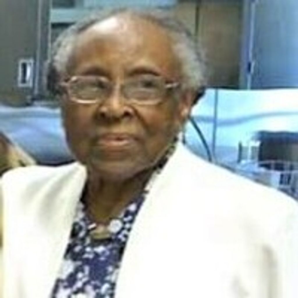 Louise Garland Profile Photo