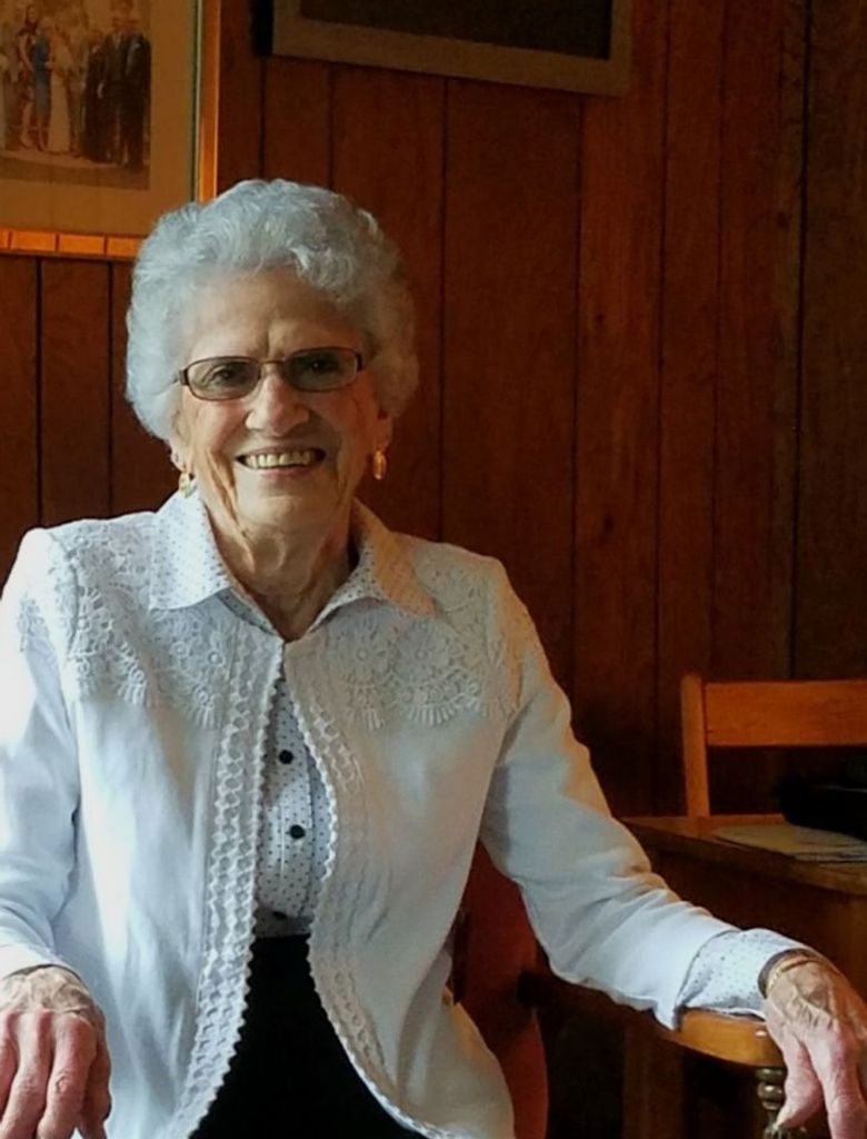 Lucille M. (Mitchell)  Keck