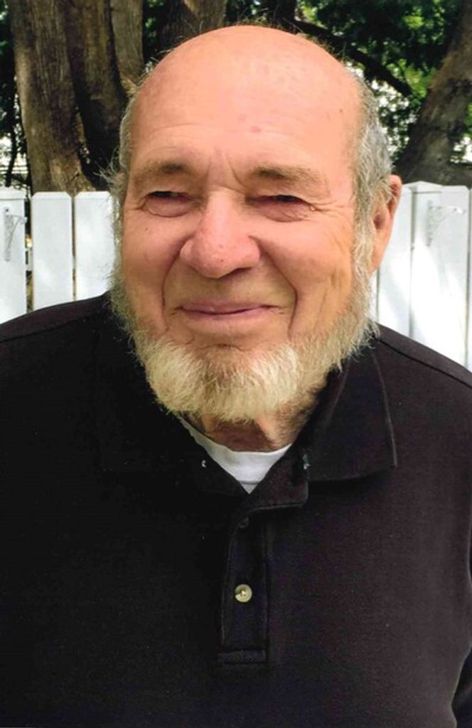 Lee Hapgood Brennan Profile Photo