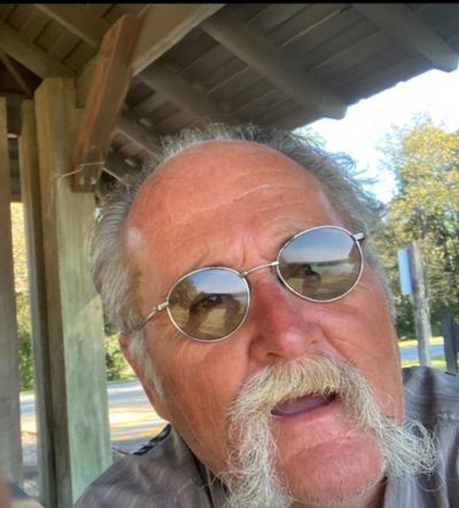 William Eugene "Gene" Kincade