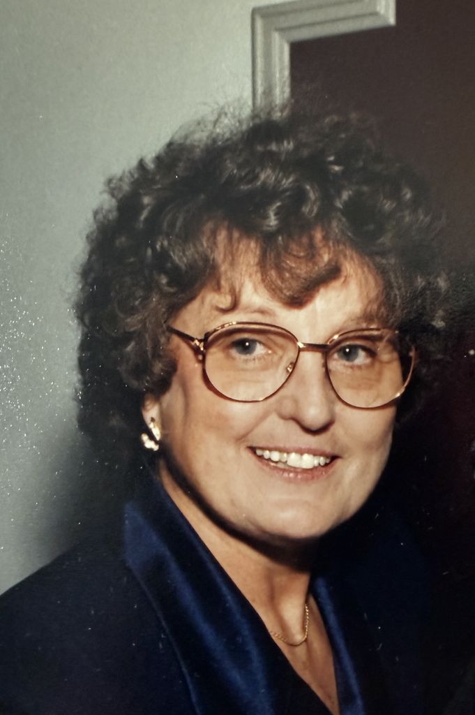 Anne Beetel Profile Photo