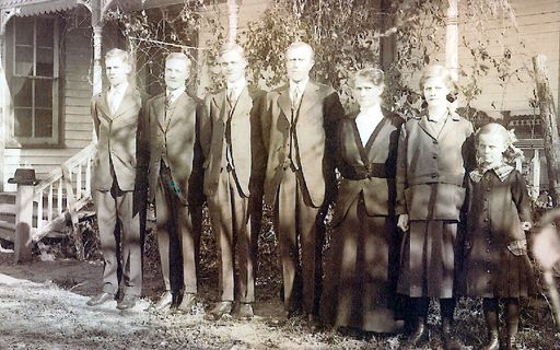 Franklin Dawson Meador photo gallery thumbnail 233 of 288