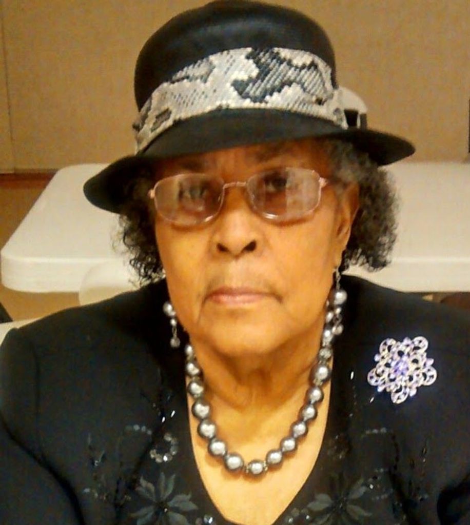 Mrs. Ora  Lee Gadson