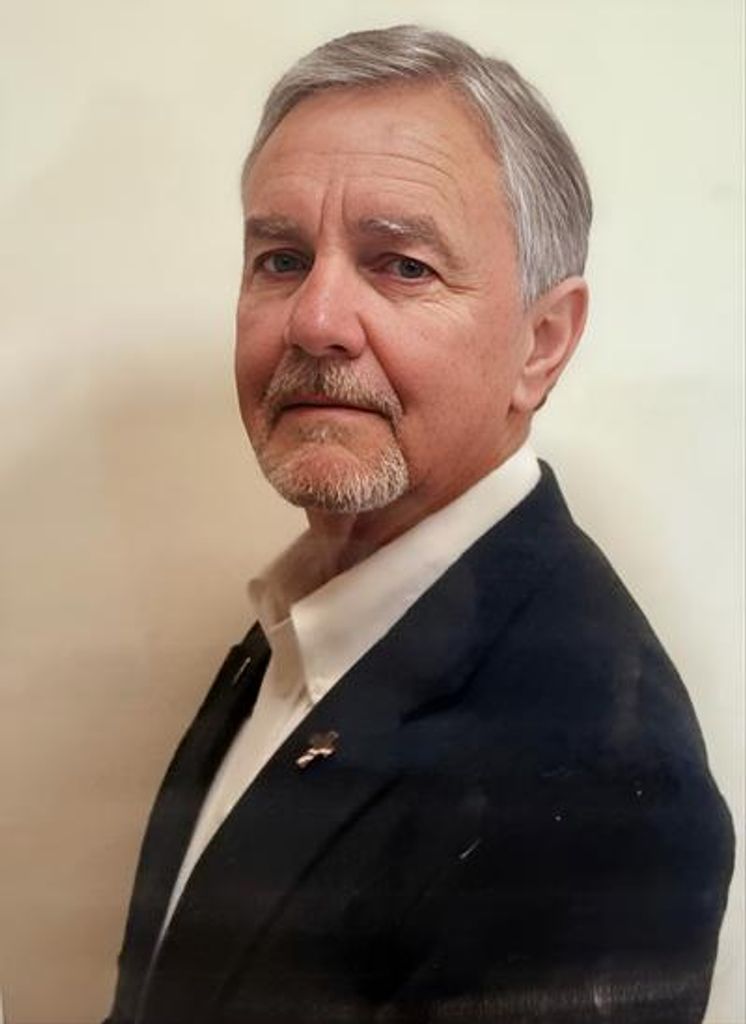 Estes Ledoux, Jr. Profile Photo