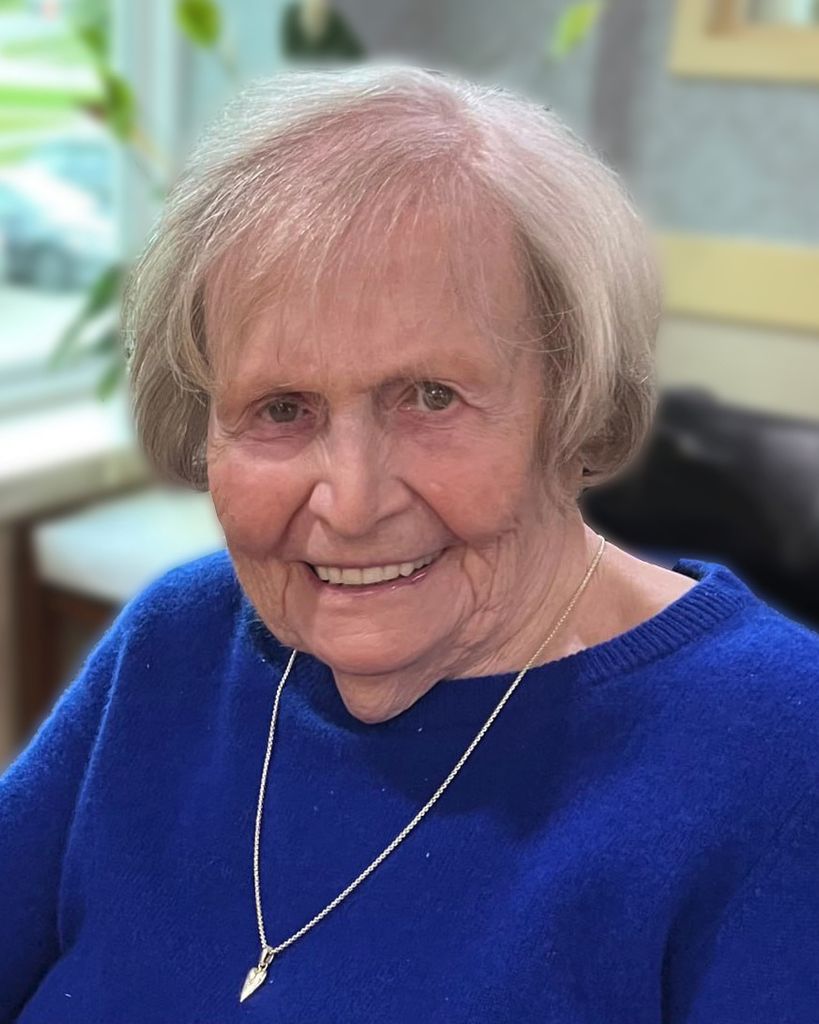 Rosemary Gilly Profile Photo
