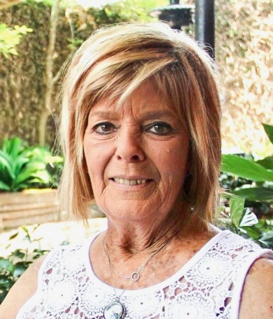 Katie Norton Collins Profile Photo