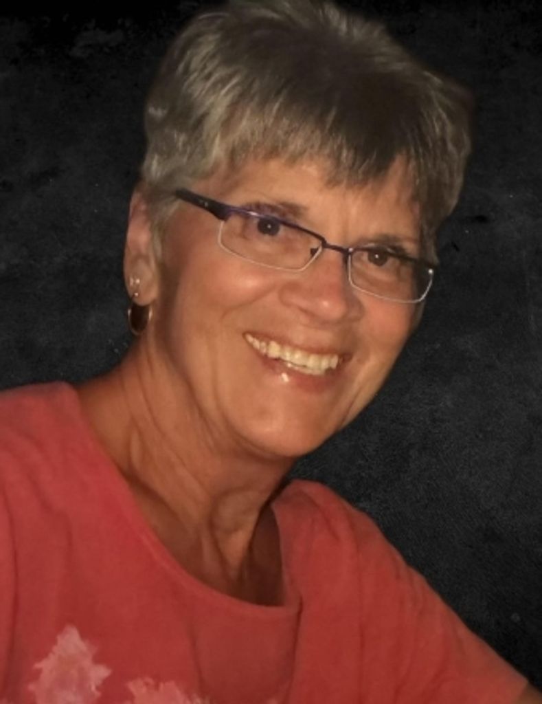 Emily Robertson Profile Photo