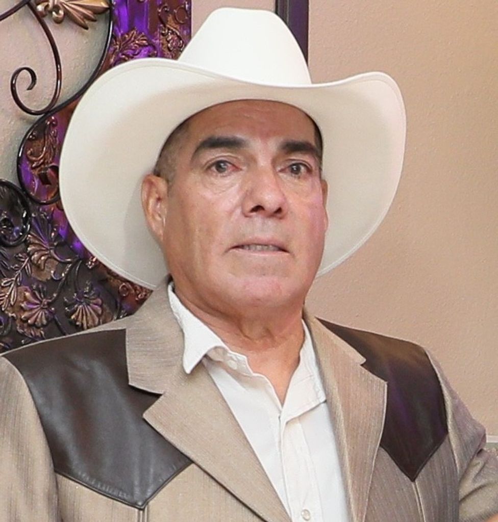 Arnulfo Barcena-Flores