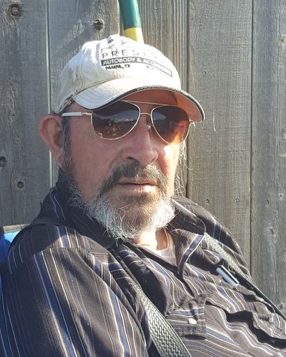 Juan Vigil's obituary image