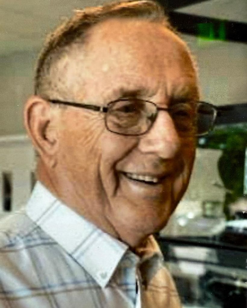 Marion Richard "Dick" Hearn Profile Photo