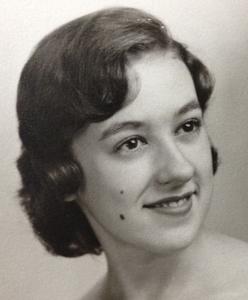 Julia Oakley "Julie" Gravely (Oakley) Profile Photo