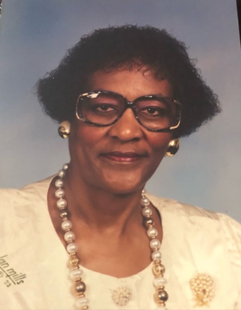 Ms Helen Jean Wallace Profile Photo